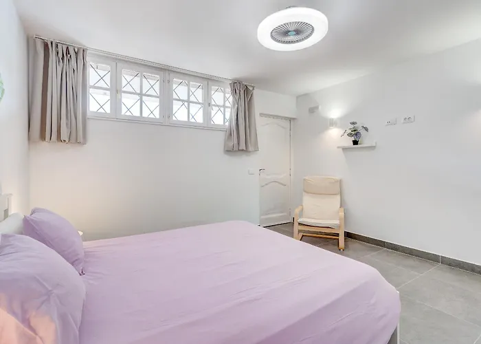 Neptuno 2a017 * Пуэрто-де-Сантьяго